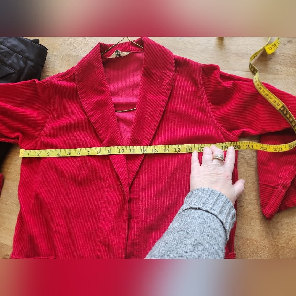 Vintage A Laddie Robe Red Corduroy House Robe with Belt Pockets 1970s - Thumbnail 12