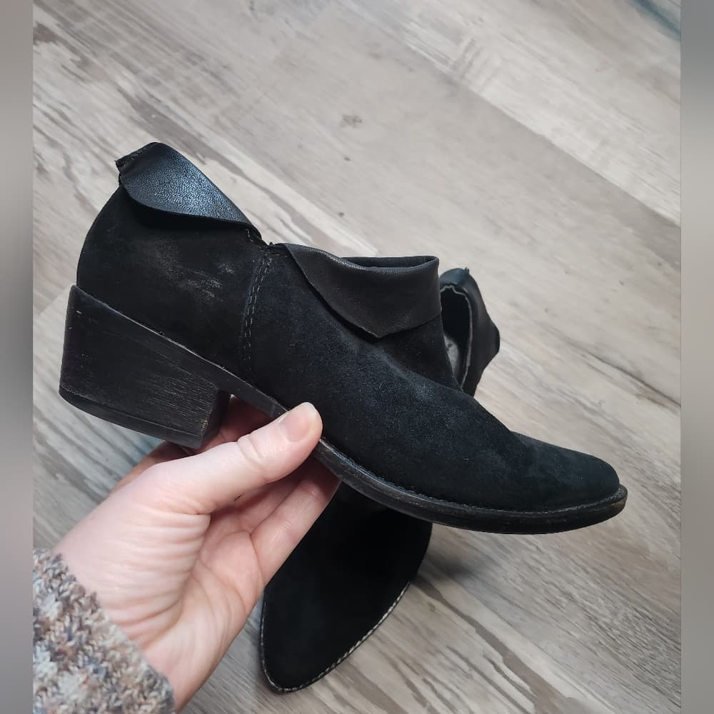 Steve Madden Sleek Black Suede Leather Pheonix Ankle Boots - Thumbnail 2