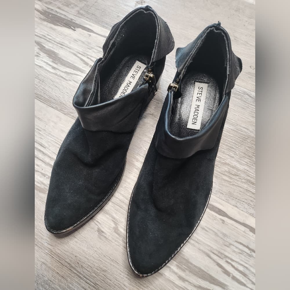 Steve Madden Sleek Black Suede Leather Pheonix Ankle Boots