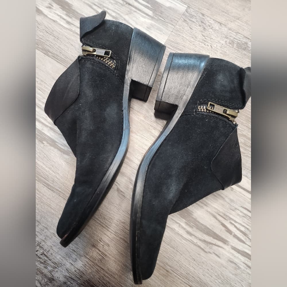 Steve Madden Sleek Black Suede Leather Pheonix Ankle Boots - Thumbnail 4
