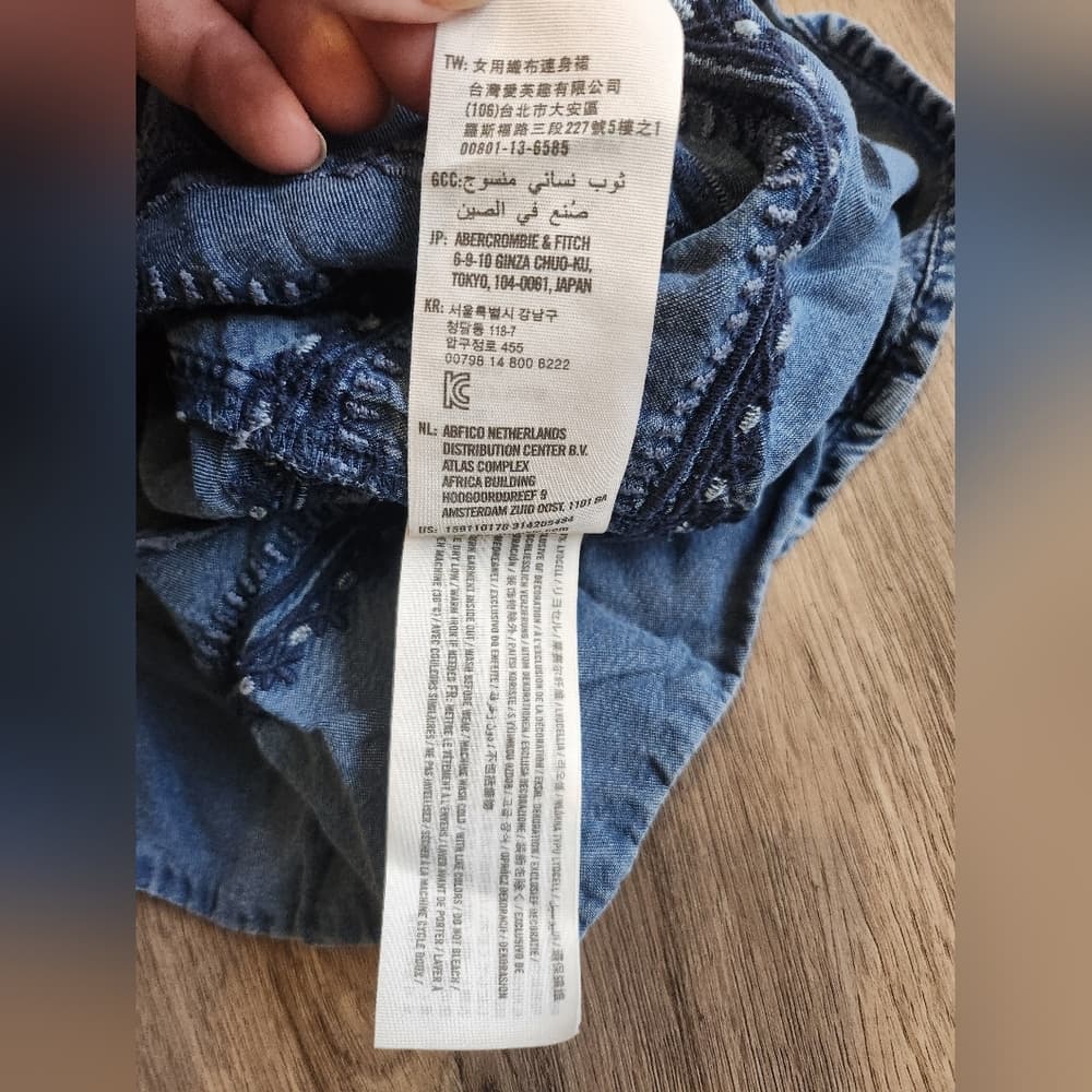 Abercrombie & Fitch Blue Lyocell Denim Look Embroidered Accent Ruffle Sleeve - Thumbnail 6