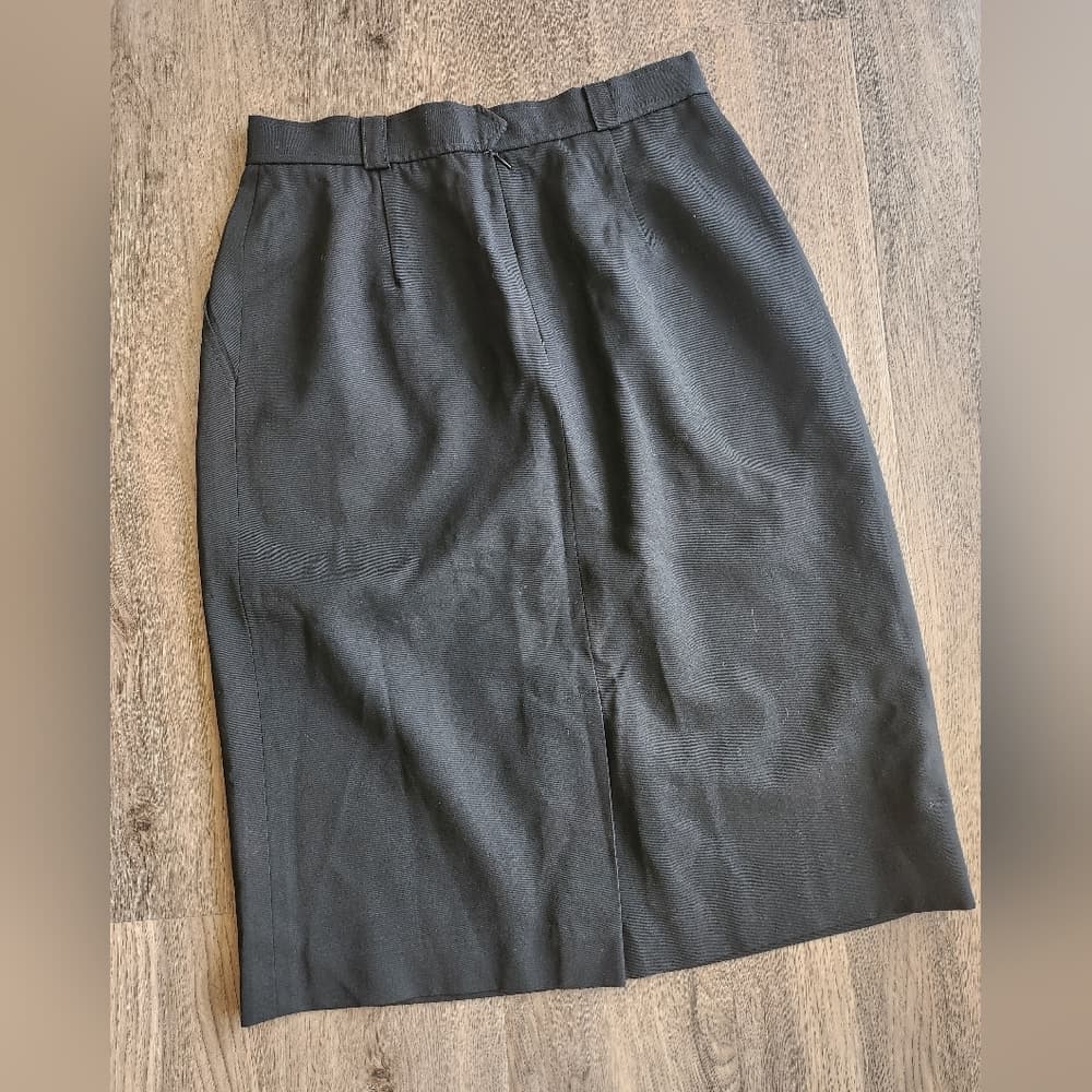 Vintage Evan Picone Saks Fifth Avenue Union Made Classic Black A-Line Skirt - Thumbnail 2
