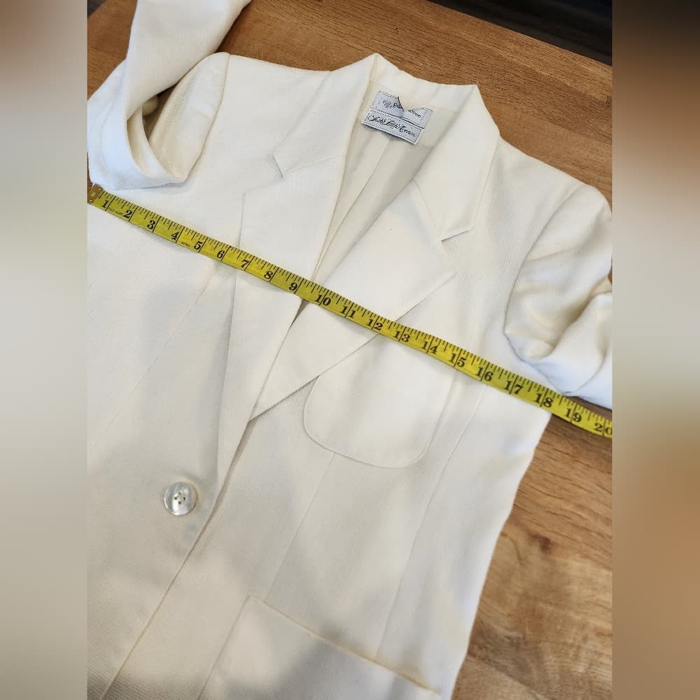 Vintage Stephanie Cuellar White Full Button Blazer Style Fitted Top With Slits - Thumbnail 9