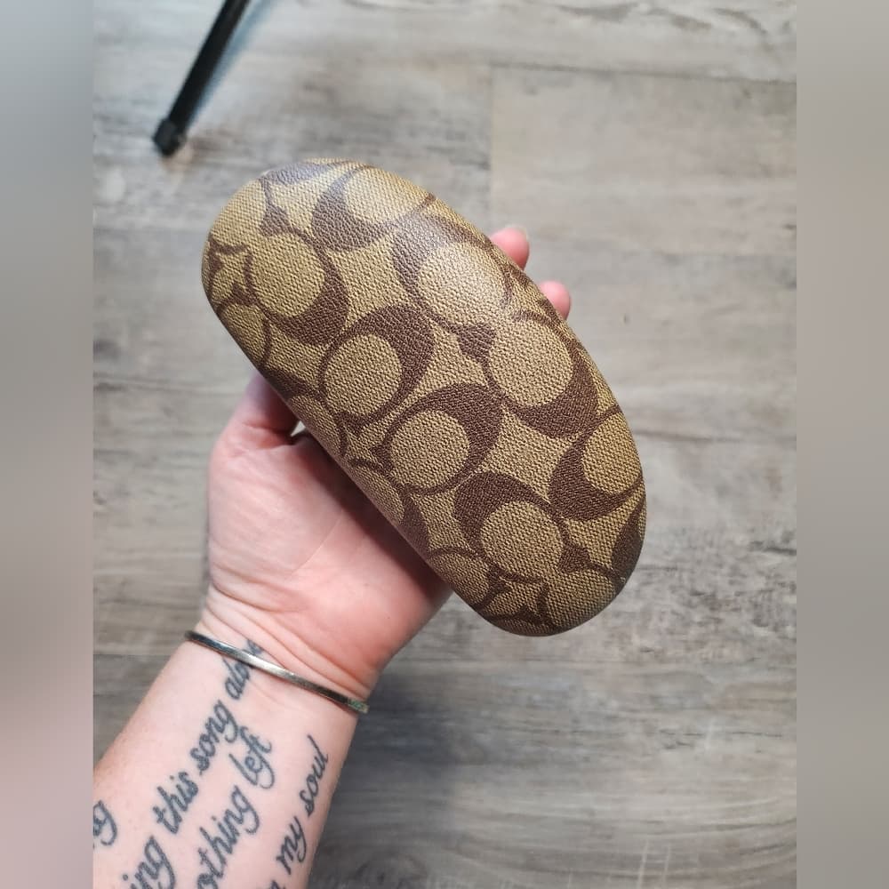 Coach Tan and Brown Large Chunky Clam Shell Sunglasses Case - Thumbnail 7