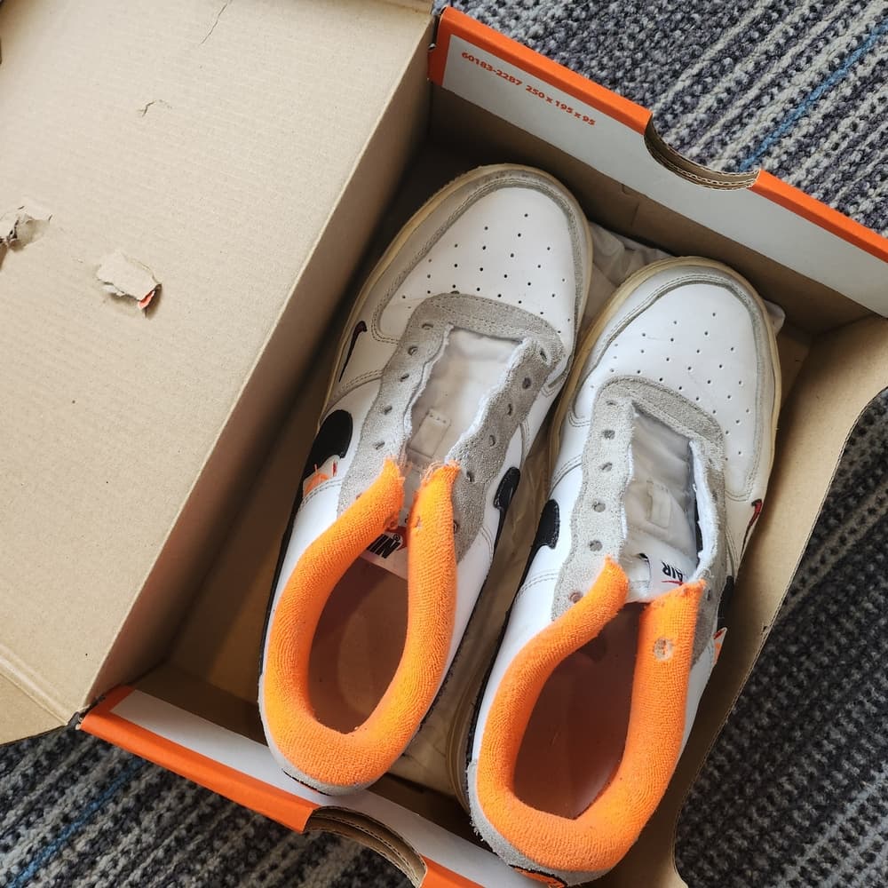 Youth Nike White and Orange Suede And Leather Air Force 1 '07 LV8 Sneakers