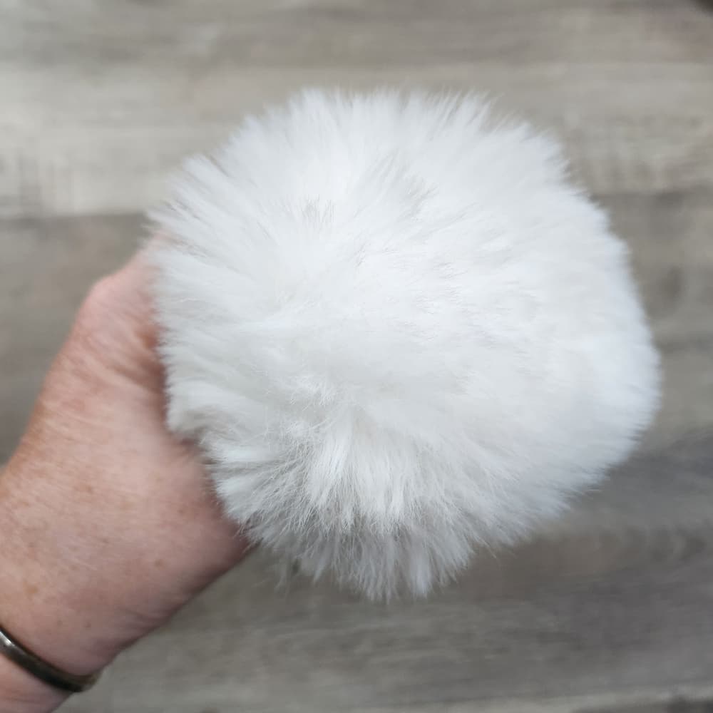 Stylish Two-Tone Knit Beanie with Pom Pom By Steve Madden - Thumbnail 4