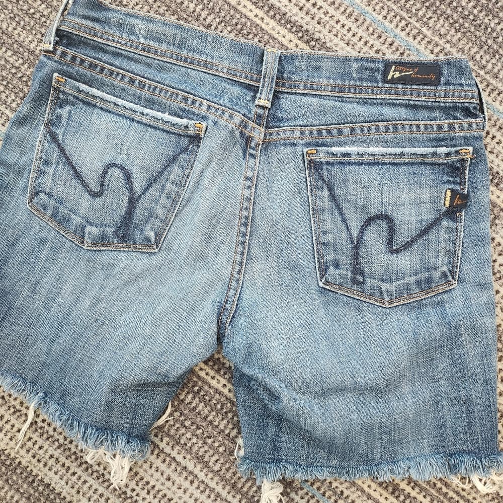 Citizens Of Humanity Blue Denim Cut Off Freyed Stretchy Shorts Made In Usa - Thumbnail 4