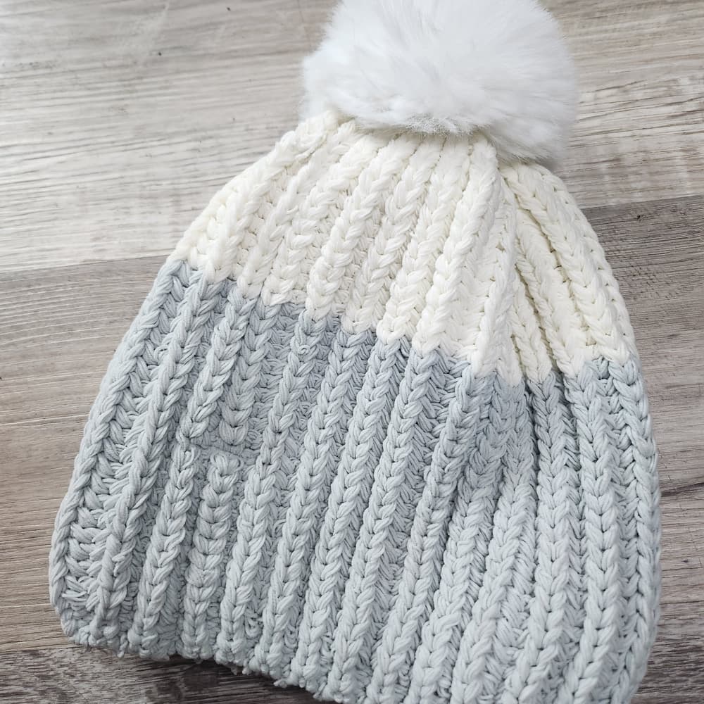 Stylish Two-Tone Knit Beanie with Pom Pom By Steve Madden - Thumbnail 2