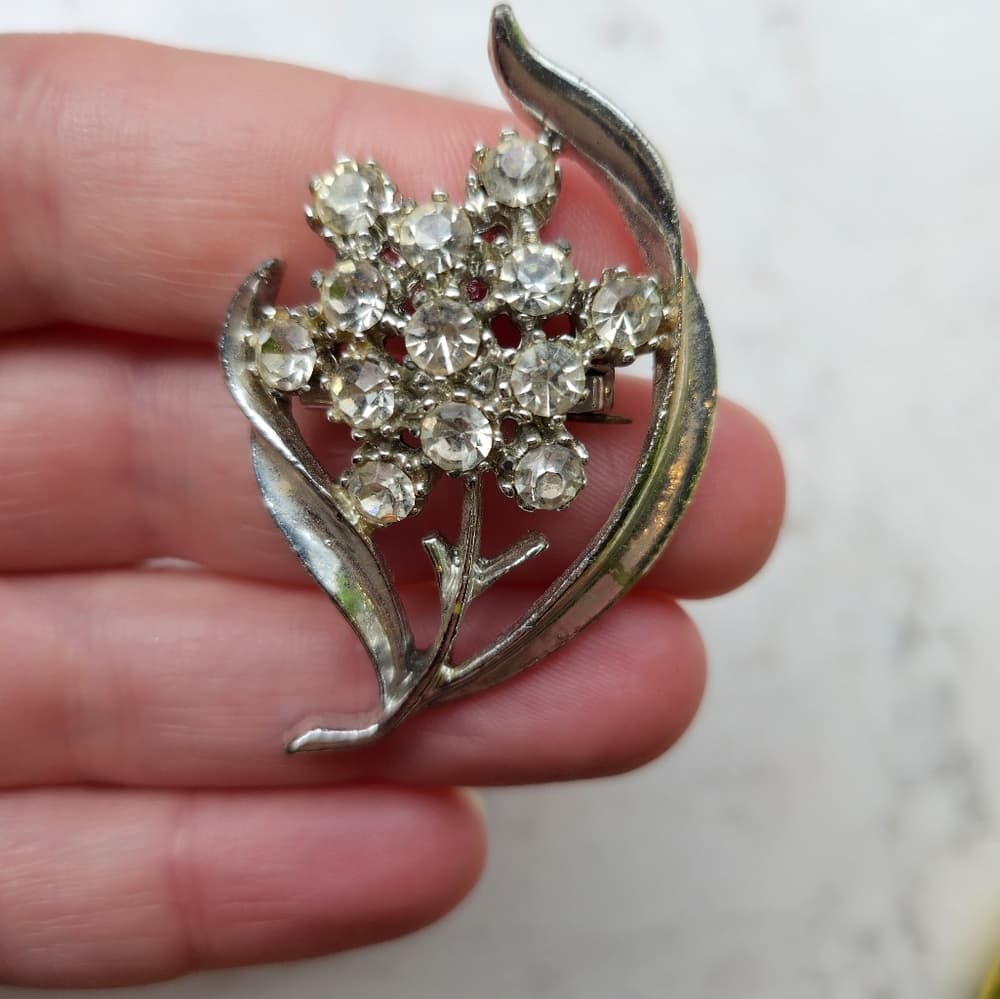 Vintage Silver Tone Brooch Set with Rhinestones - Thumbnail 3