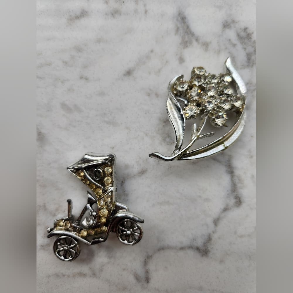 Vintage Silver Tone Brooch Set with Rhinestones - Thumbnail 6