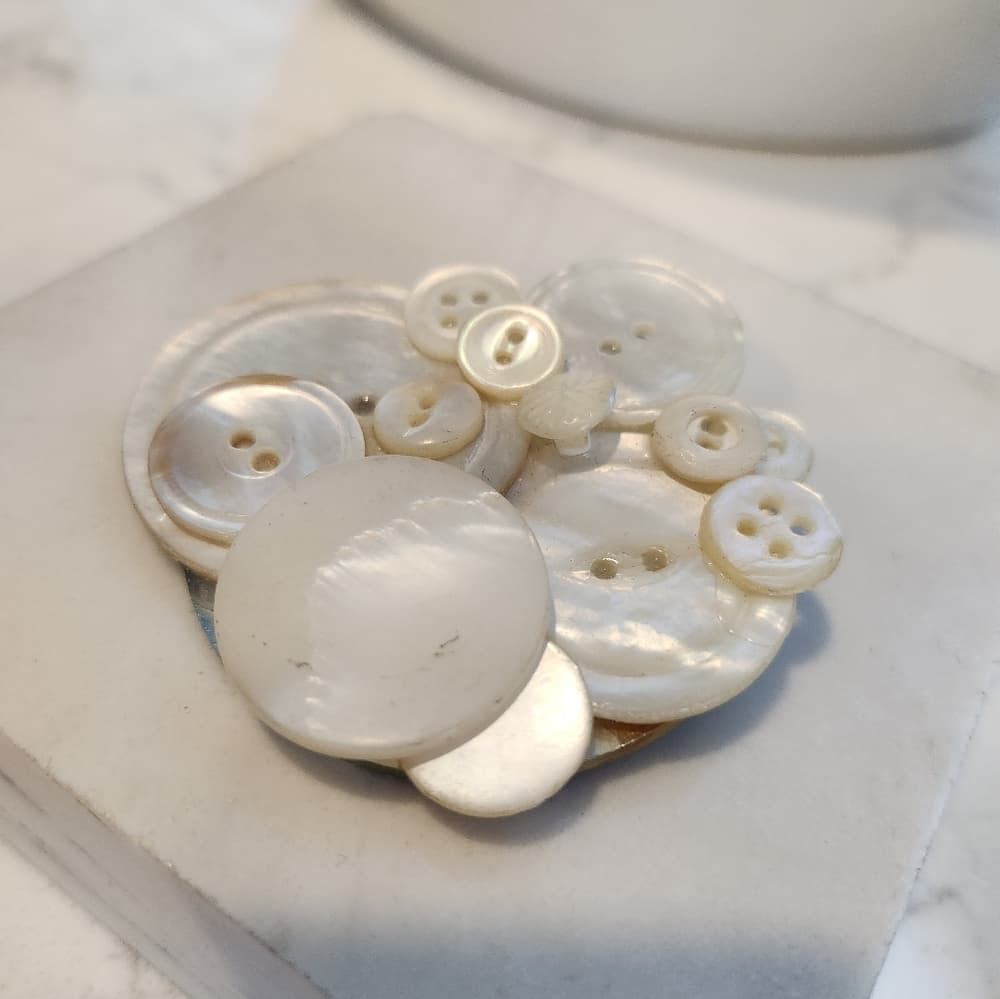 3 Shell Abalone and Mother Of Pearl Handmade and Craved Dove Brooch Lot - Thumbnail 2