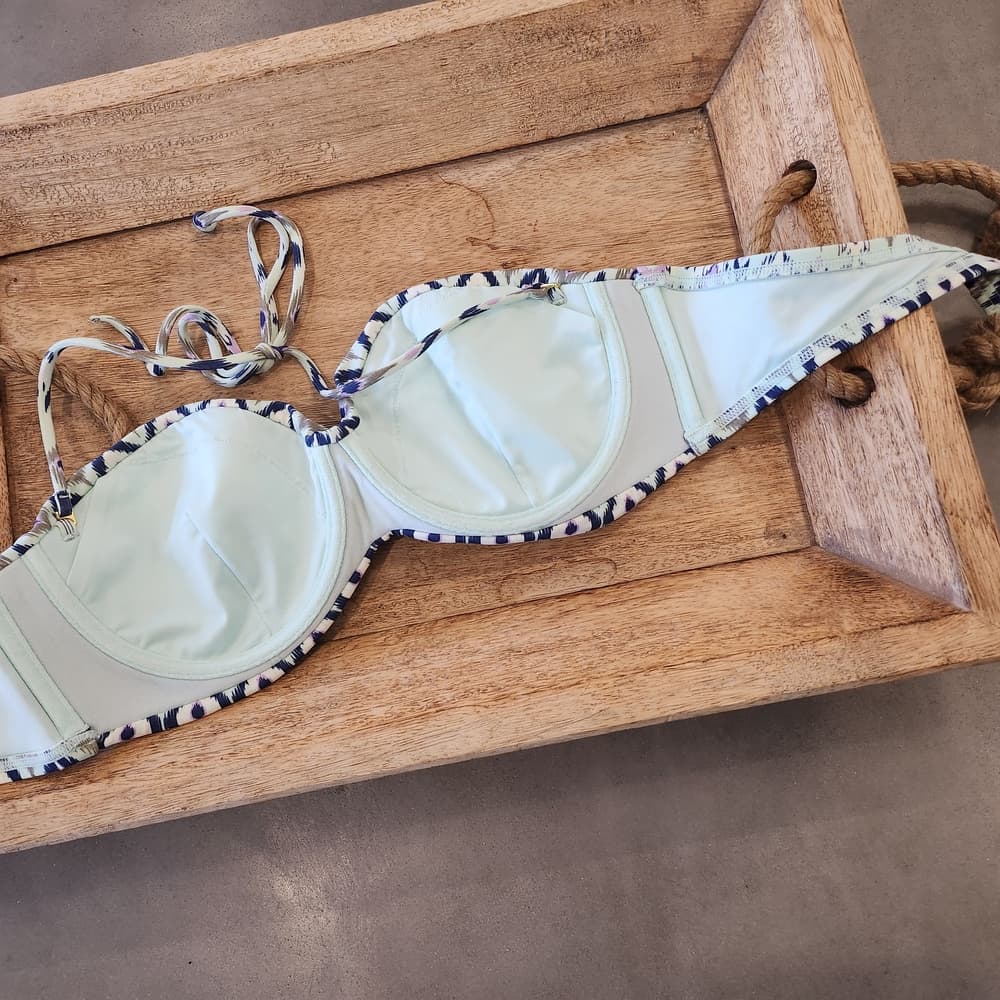 Victoria's Secret Blue And PurpleTribal Patterned Bikini Top - Thumbnail 2