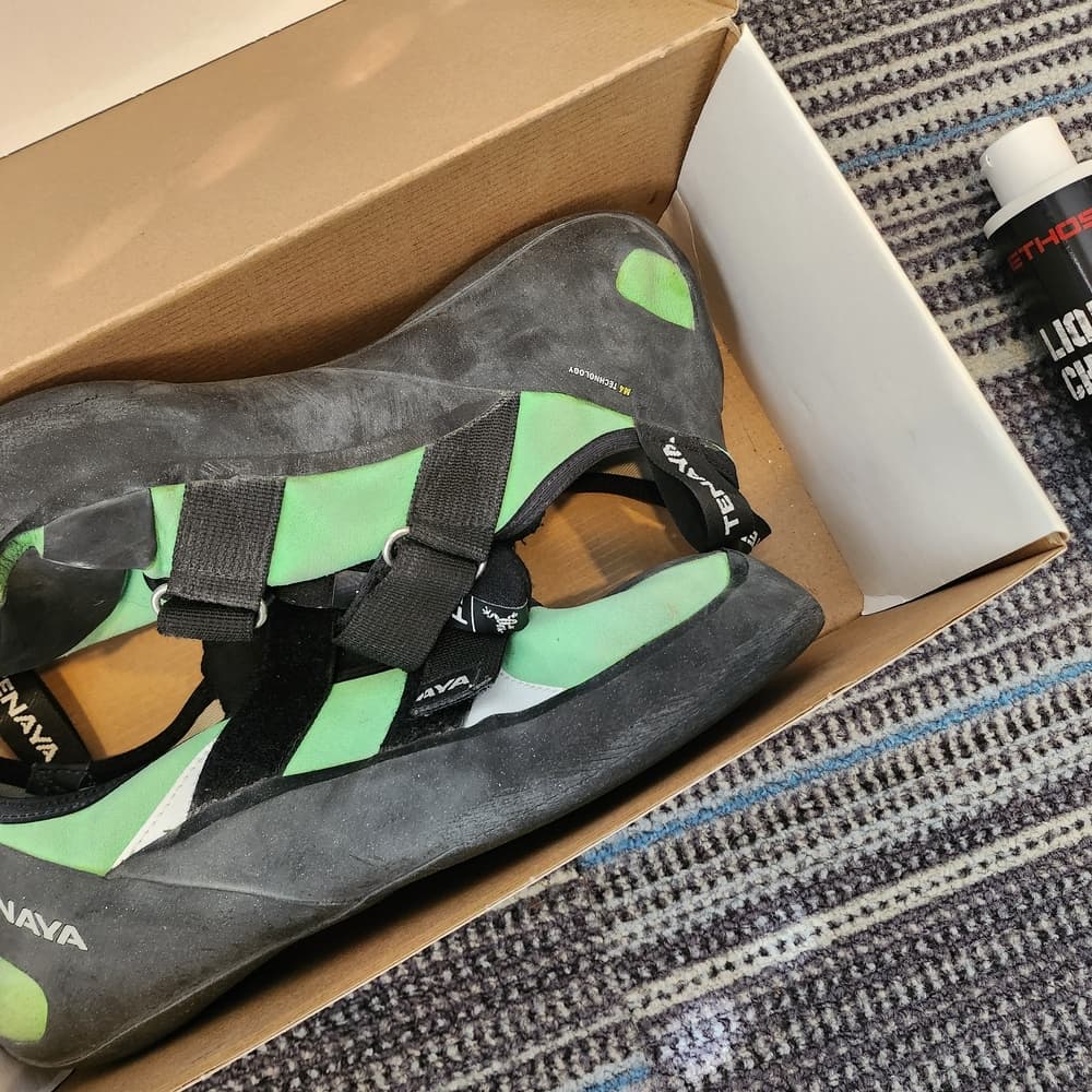 Tenaya Green and Black Climbing Shoes with Velcro Closure and Rubber Sole - Thumbnail 9