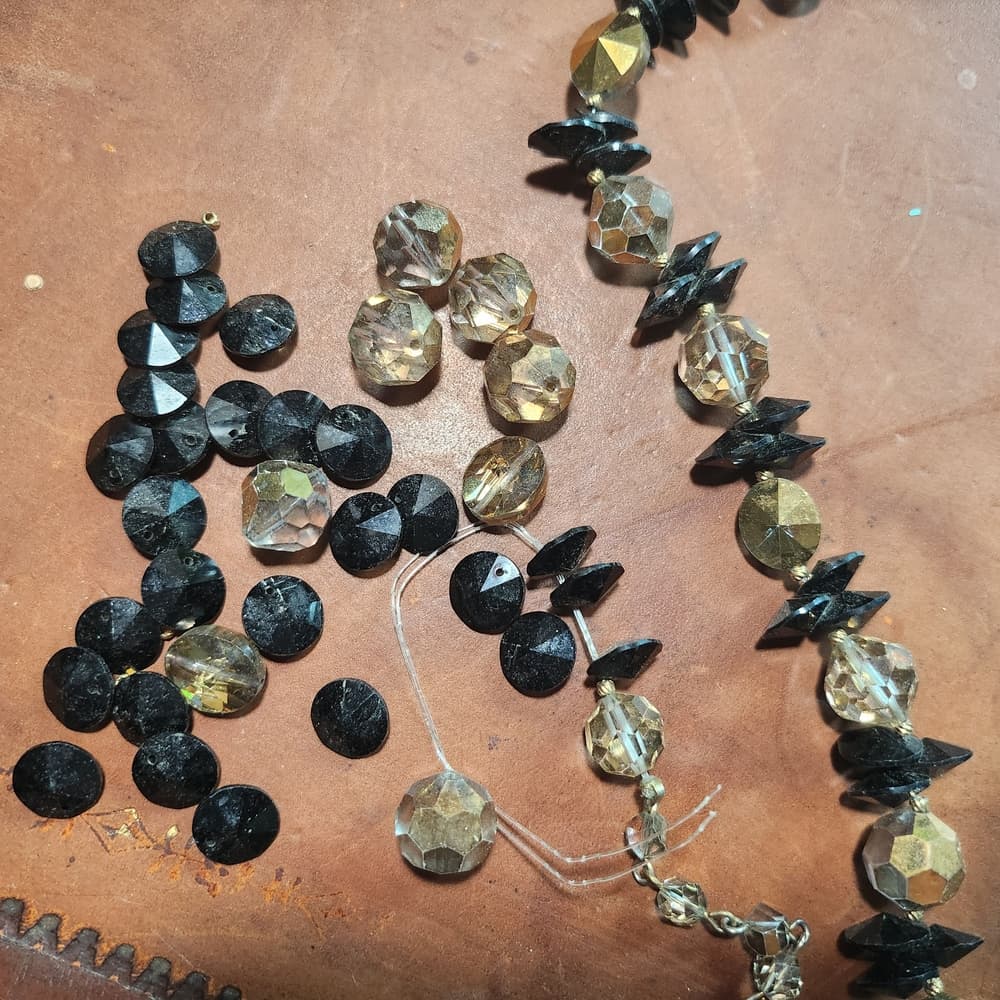 Vintage Stamped Vendome Flower Clip On Earrings And Necklace [Broke] Beads - Thumbnail 9