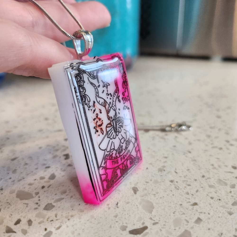 Handmade The Dev*l Tarot Card Pink and White Tie Dye Effect Pendant Necklace - Thumbnail 4