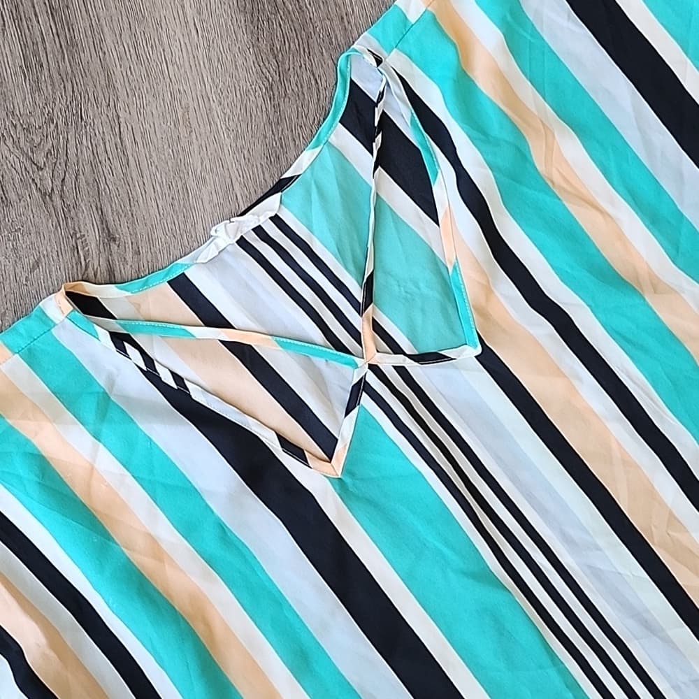 BCBGeneration Casual Turquiose Striped Sleeveless Blouse Cropped - Thumbnail 2