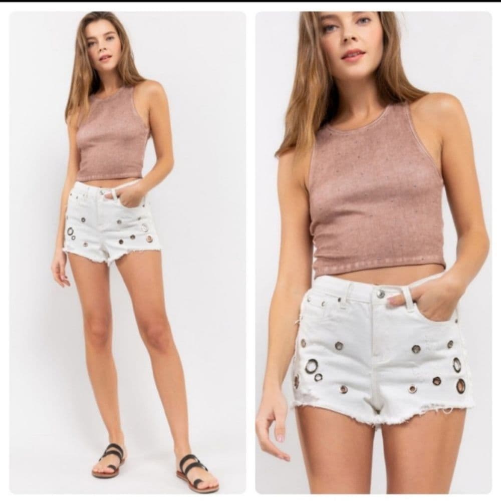 POL White High Waisted Eyelet Fringe Trim Shorts - Thumbnail 4