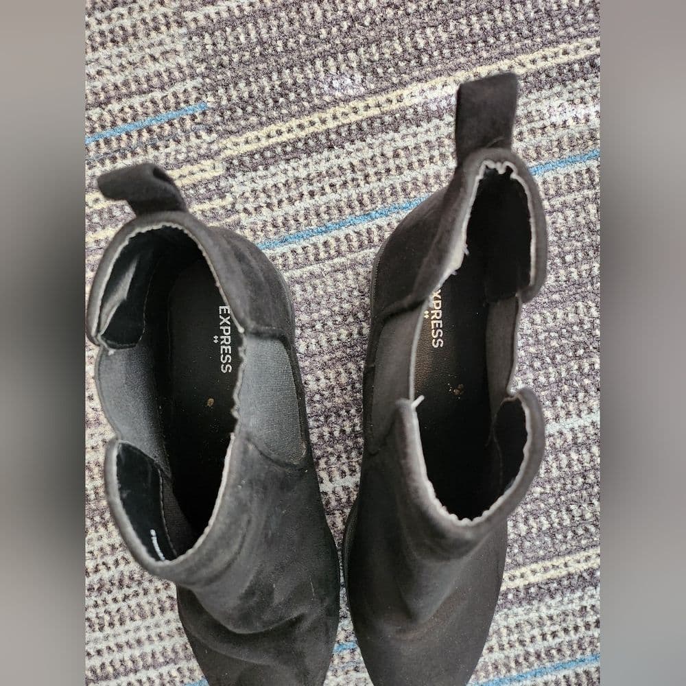 Express Black Faux Suede Ankle Booties Low Block Heel - Thumbnail 8