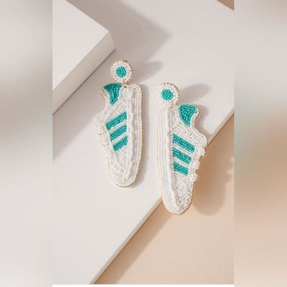 White and Turquoise Seed Beaded Old School Shell Toe Shoes Earrings - Thumbnail 3