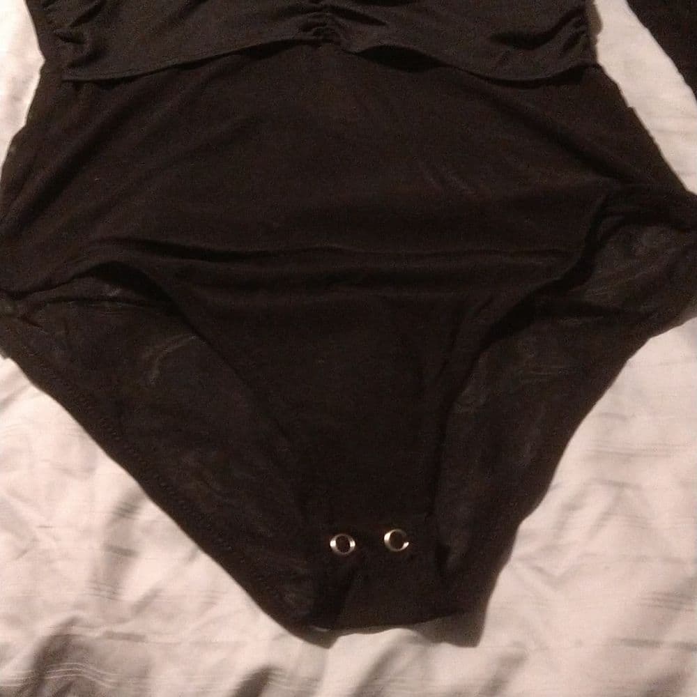 Long Black Balloon Sleeve Cropped Top and Sheer Body Suit - Thumbnail 6