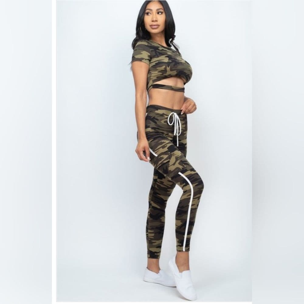 Camo Crop Top And Cargo Style Pant Matching Sexy 2 Piece Outfit - Thumbnail 3