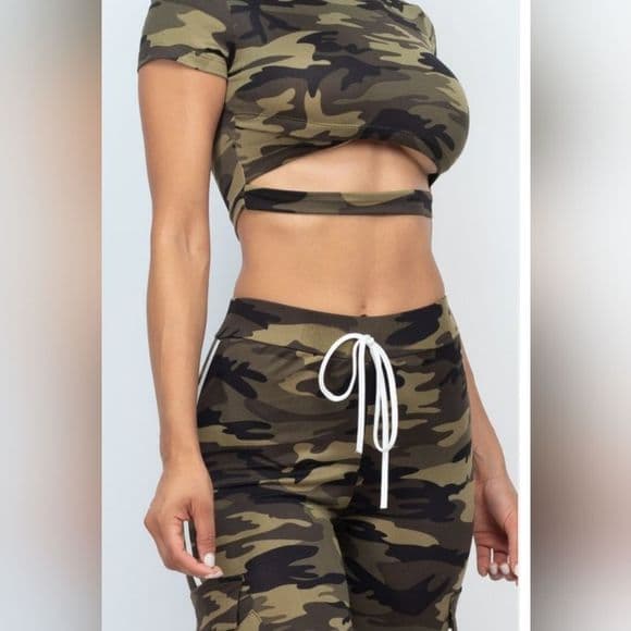 Camo Crop Top And Cargo Style Pant Matching Sexy 2 Piece Outfit - Thumbnail 15