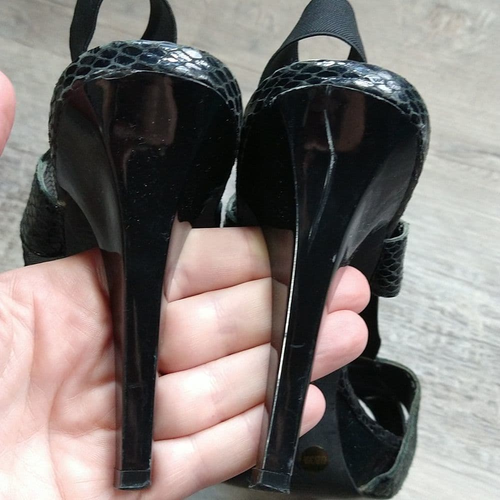 3 For 10 Sale BCBG Paris Elastic and Leather Sling Back Heels - Thumbnail 4