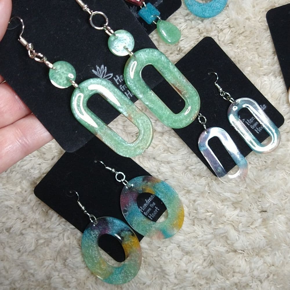6 Pairs of Bright Colorful Resin Earrings - Thumbnail 3