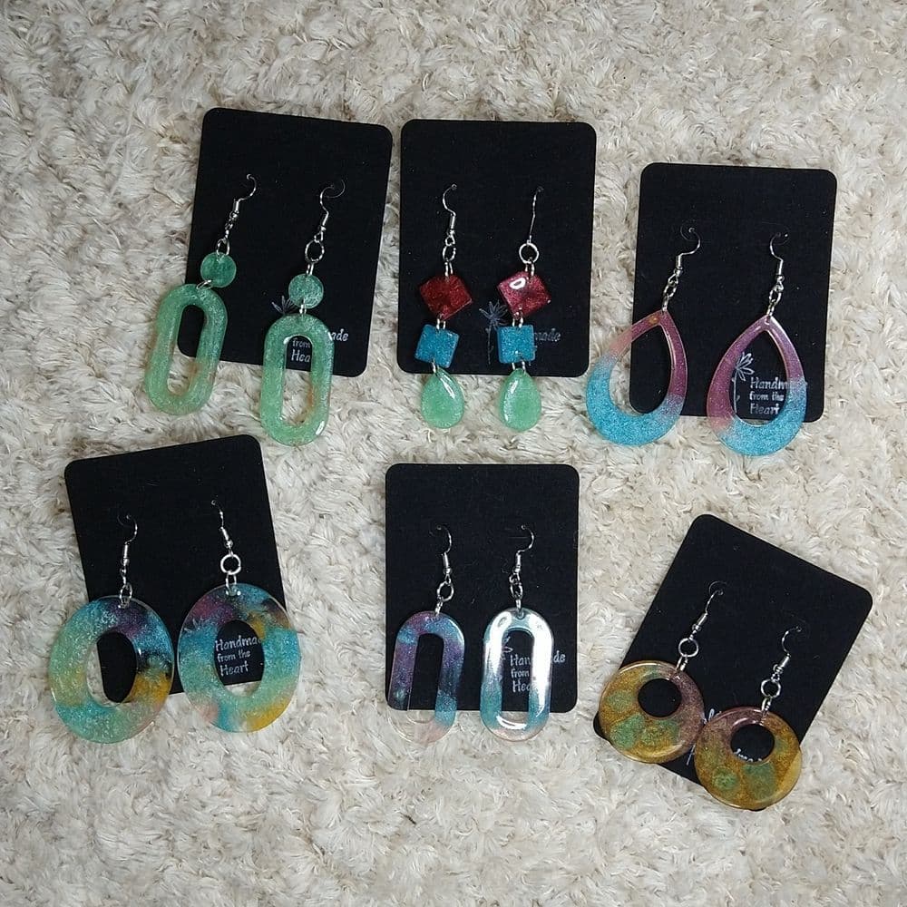 6 Pairs of Bright Colorful Resin Earrings - Thumbnail 6