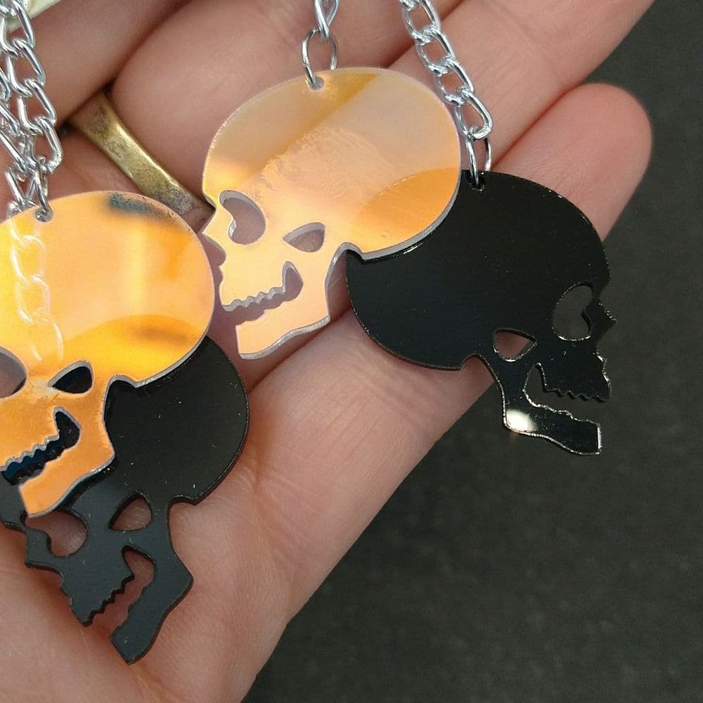 Color Changing Skulls on Chain Dangle Acrylic Earrings - Thumbnail 3