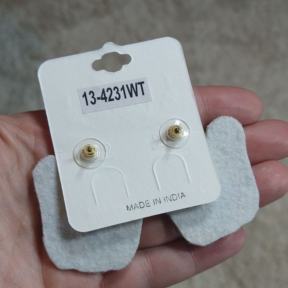 Seed Bead "Olivia" the French Bull Dog Dangle Earrings - Thumbnail 2