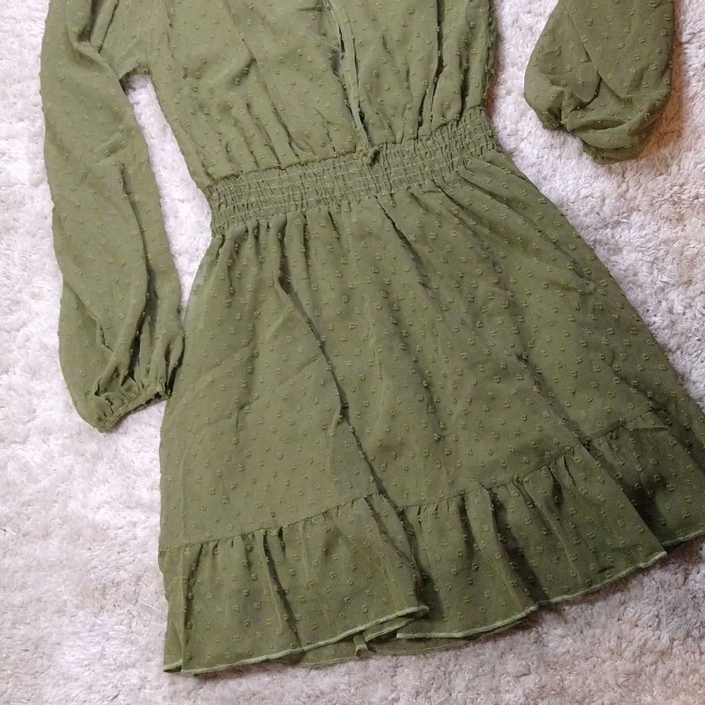 Green Swiss Dot Key Hole Long Sleeve Dress - Thumbnail 6
