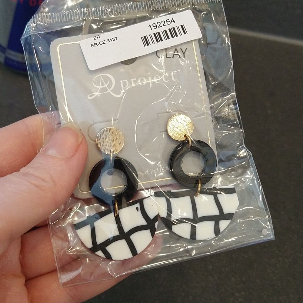 Black And White Plaid Funky Clay and Metal Dangle Statement Earrings - Thumbnail 3