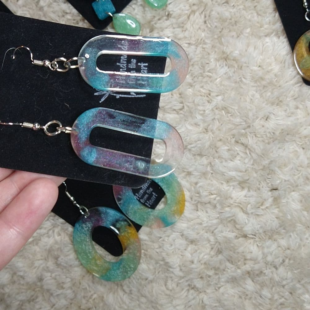 6 Pairs of Bright Colorful Resin Earrings - Thumbnail 5