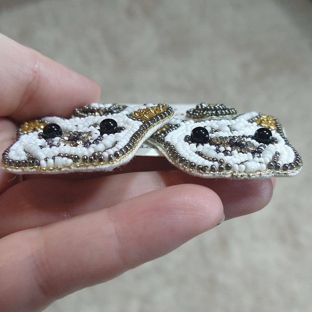 Seed Bead "Olivia" the French Bull Dog Dangle Earrings - Thumbnail 4