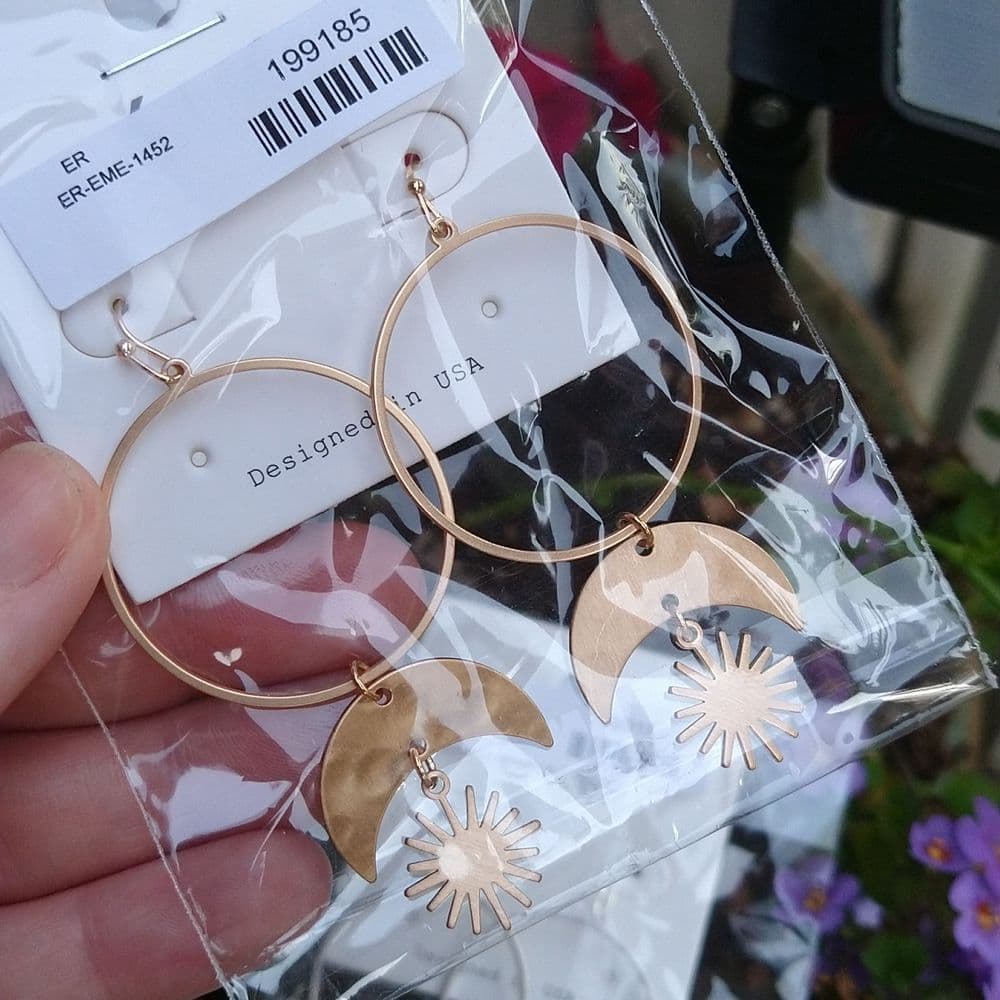 Sun and Moon Round Circle Link Dangle Earrings Silver or Rose Gold - Thumbnail 2