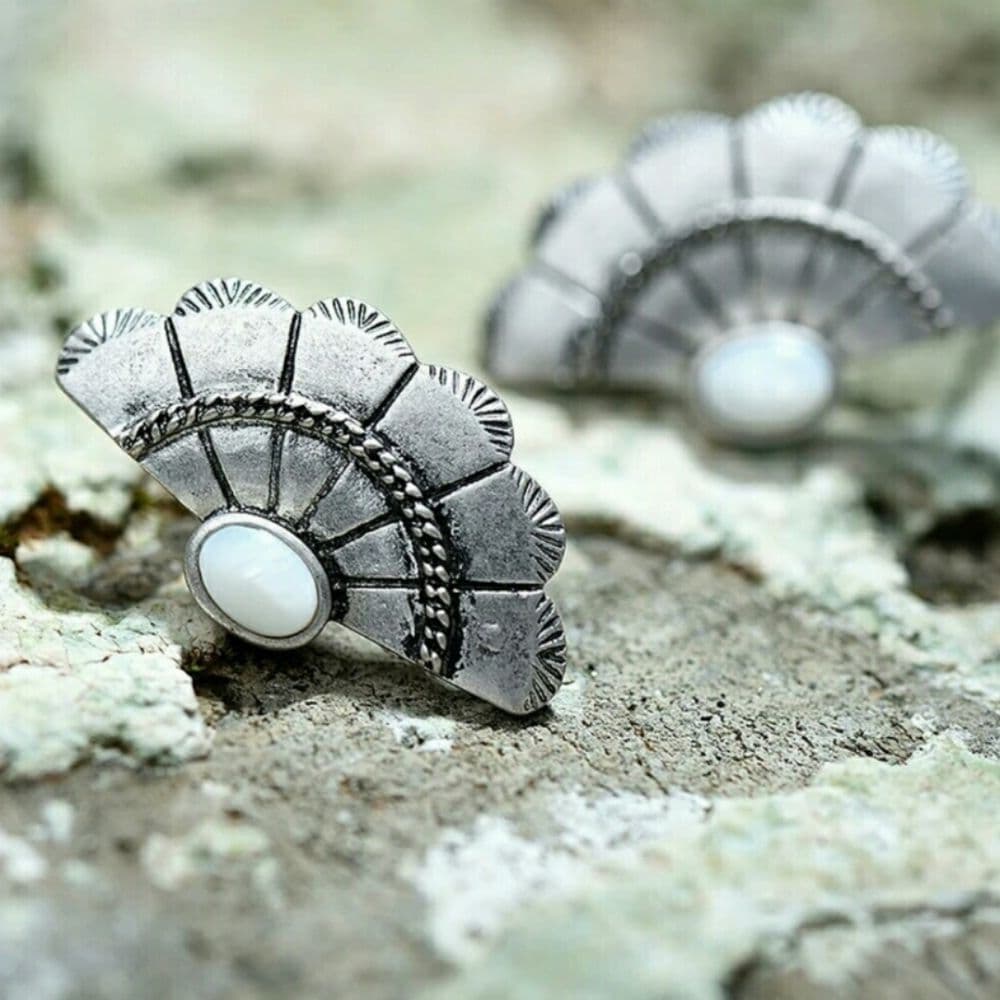 Silver Mother of Pearl Shell BOHO Fan earrings - Thumbnail 4
