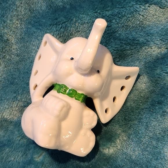Vintage UCGC Ceramic Elephant Jewelry Holder - Thumbnail 6
