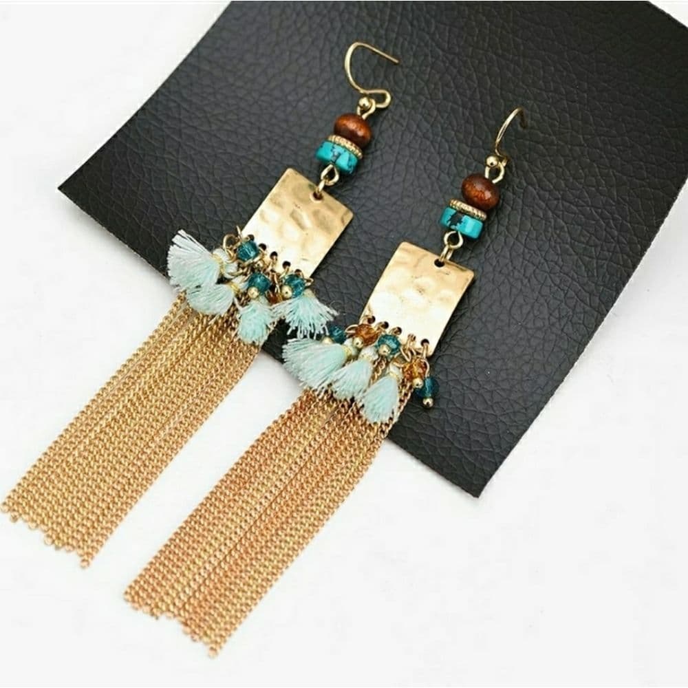 Artisan Crafted 14K Gold Chain Fringe and Howlite Dangle Earrings - Thumbnail 2