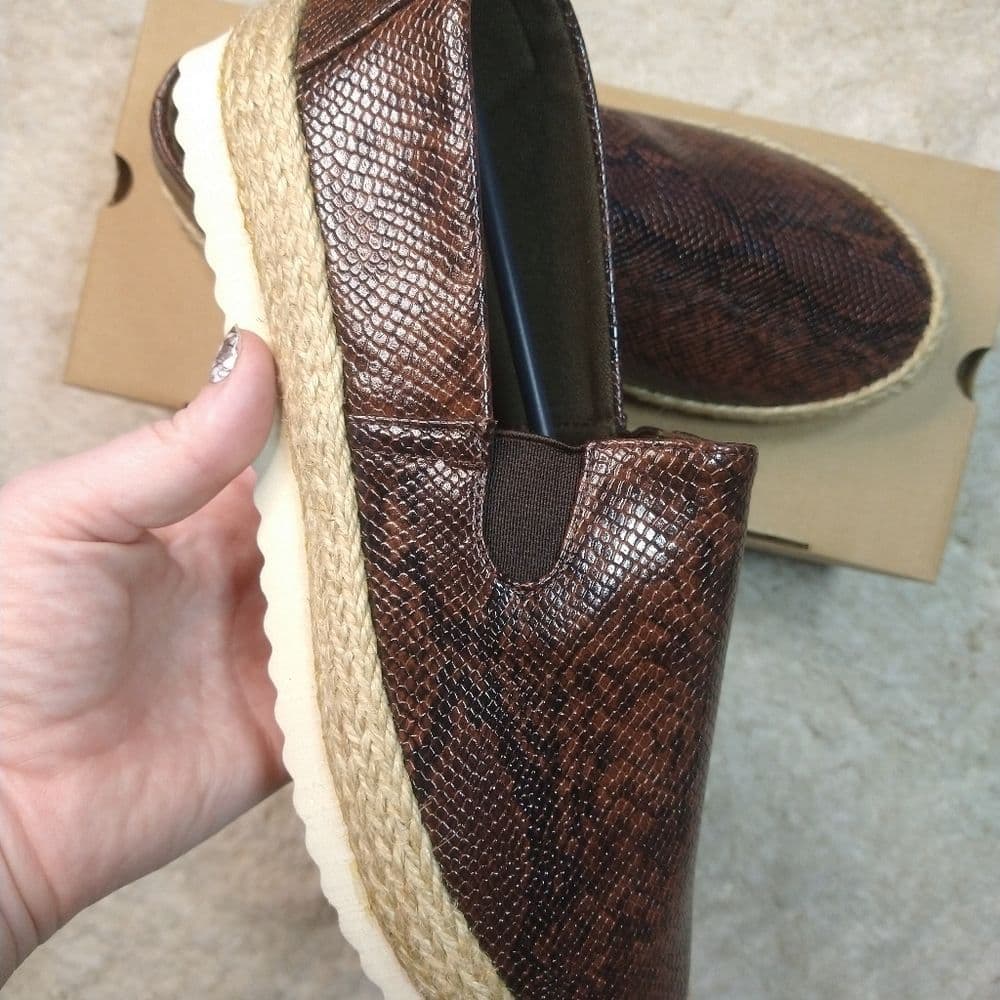 Electric Karma Lola Slip On Espadrilles - Thumbnail 2
