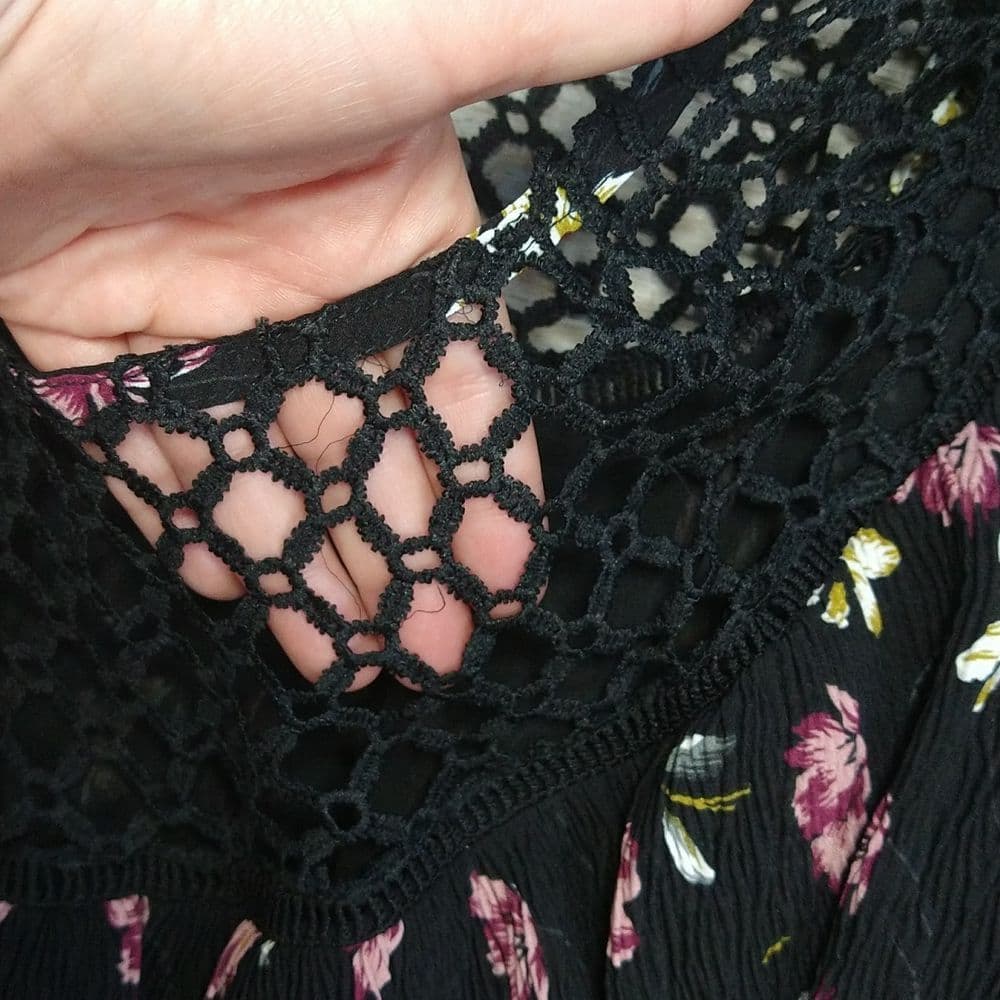POL Loose Fit Crinkle Floral Blouse with Cord Tie Belt with Fringe - Thumbnail 12