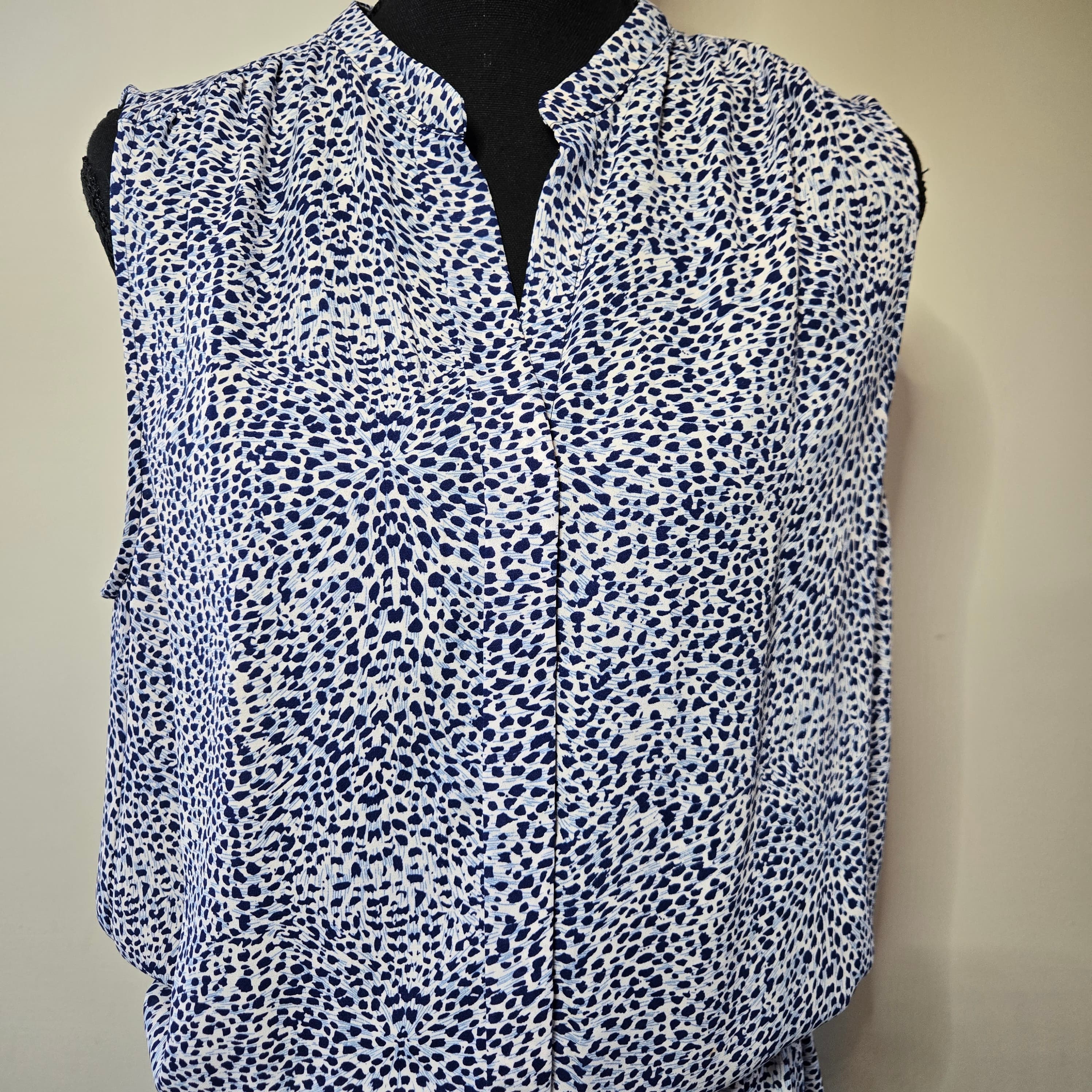 Blue and White Sleeveless Dress with Drawstring Waist - Thumbnail 6