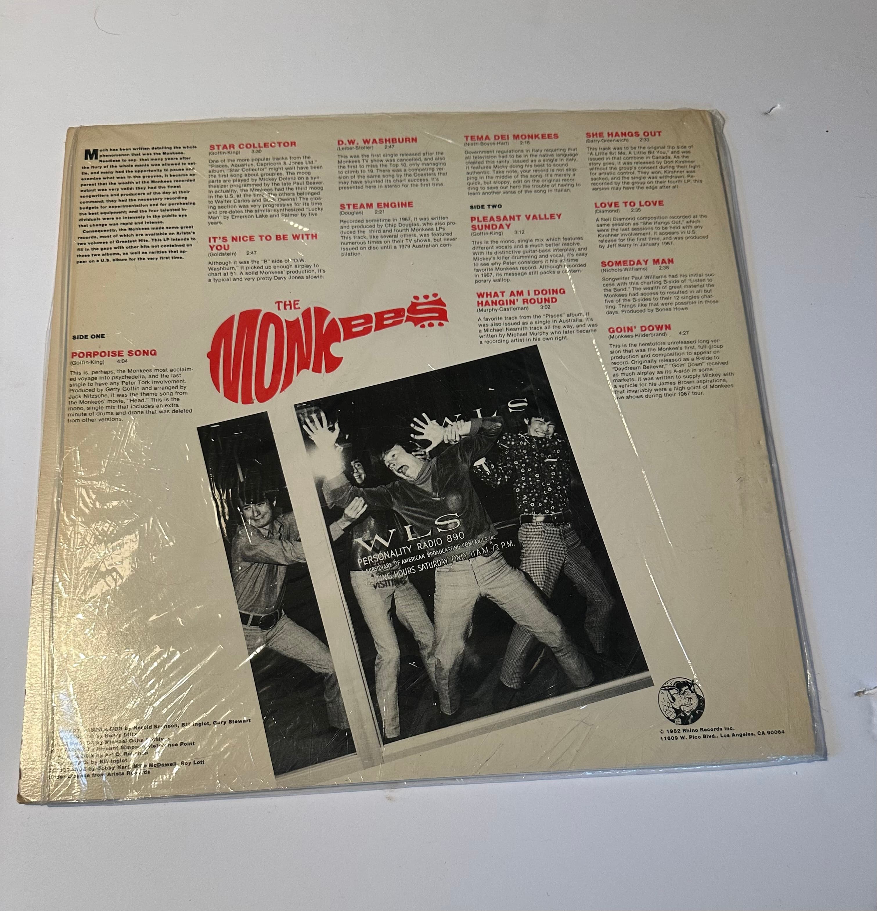 THE MONKEES ~ MONKEE BUSINESS VG+ Picture Disc LP Record Rhino RNLP 701 1982 - Thumbnail 2