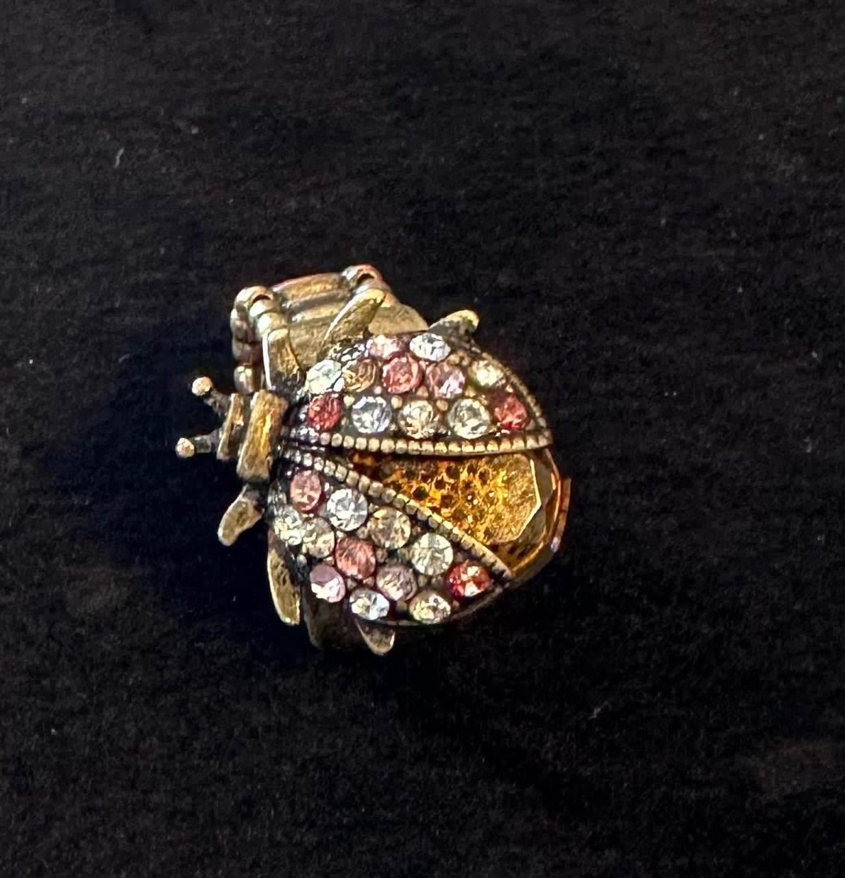 Women Rusty Gold Fashion Ring Metal Elastic Band Lady Bug Beetle Insect Jewelry