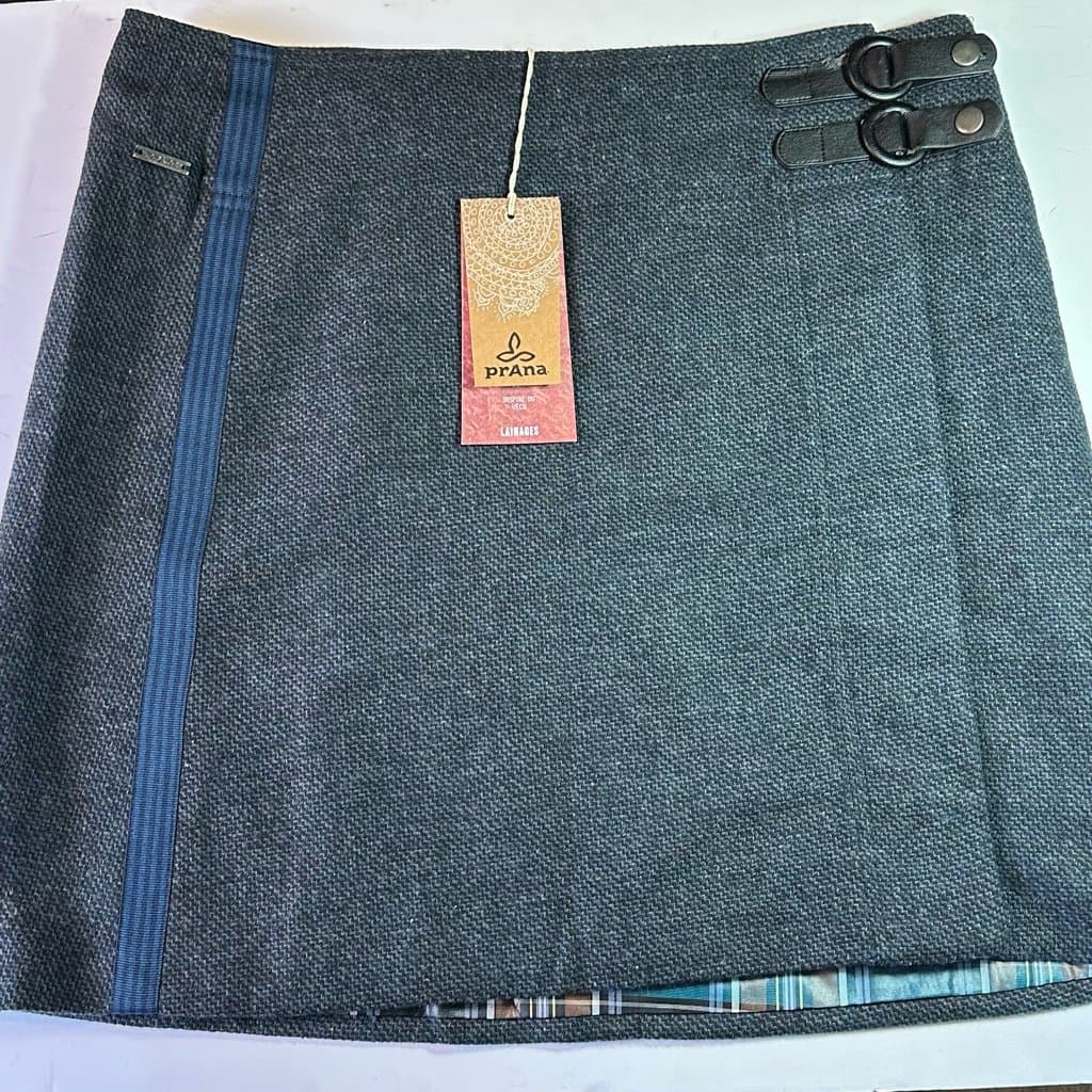 Prana Quincy Wool Blend Tweed Wrap Skirt Small blue stripe black buckle accents