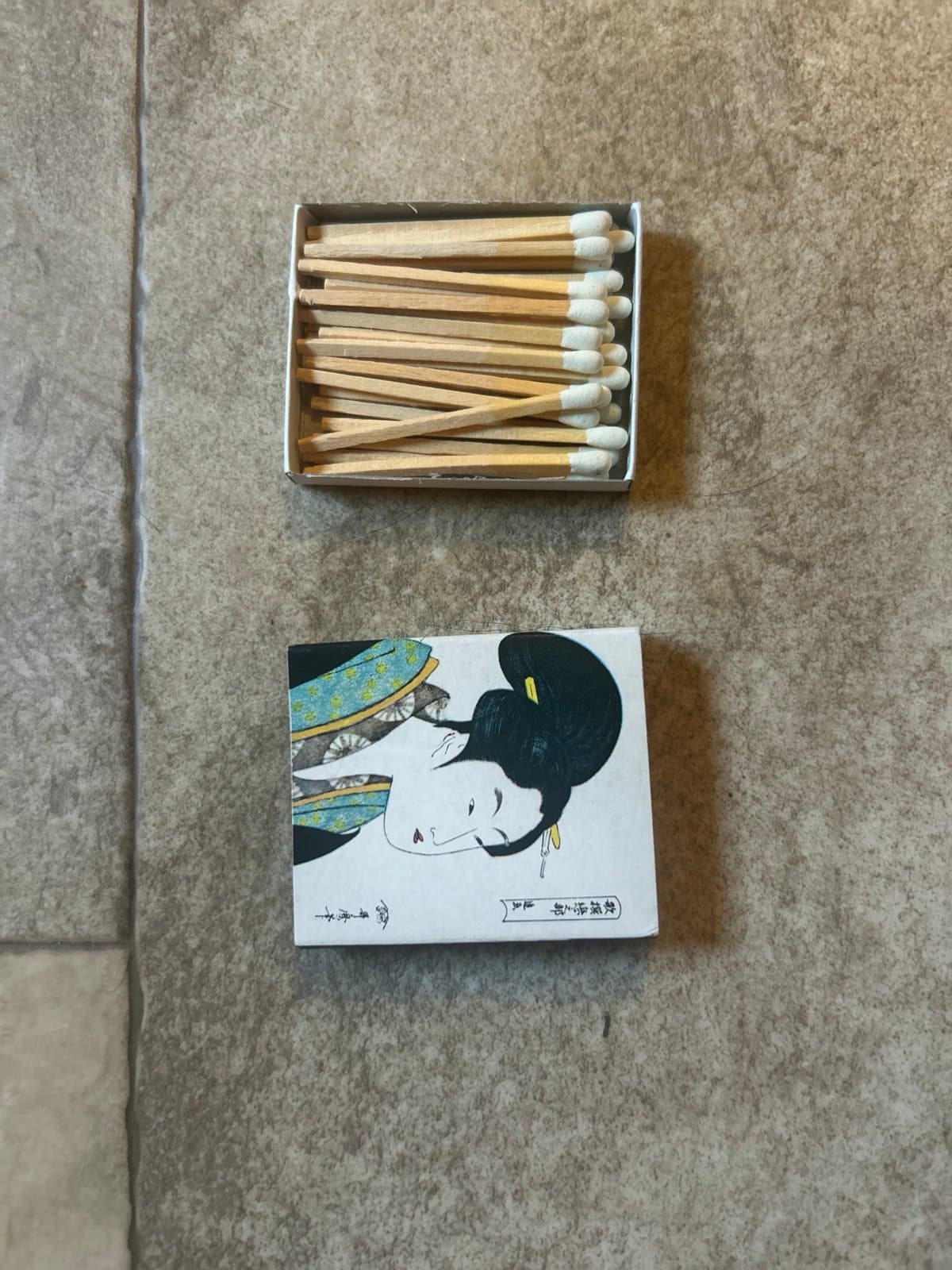 Japanese Vintage Match Box with Sticks - Thumbnail 4