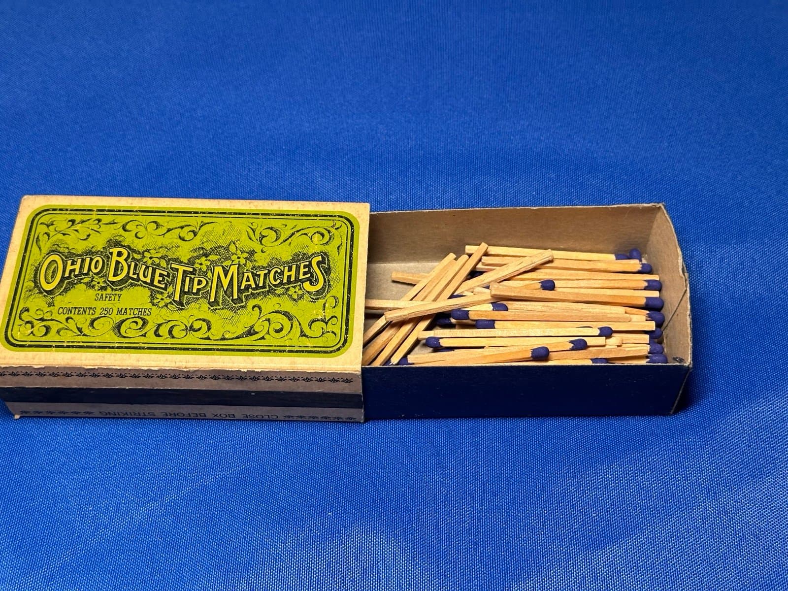 Vintage Ohio Blue Tip Matches - 250 count - Thumbnail 2
