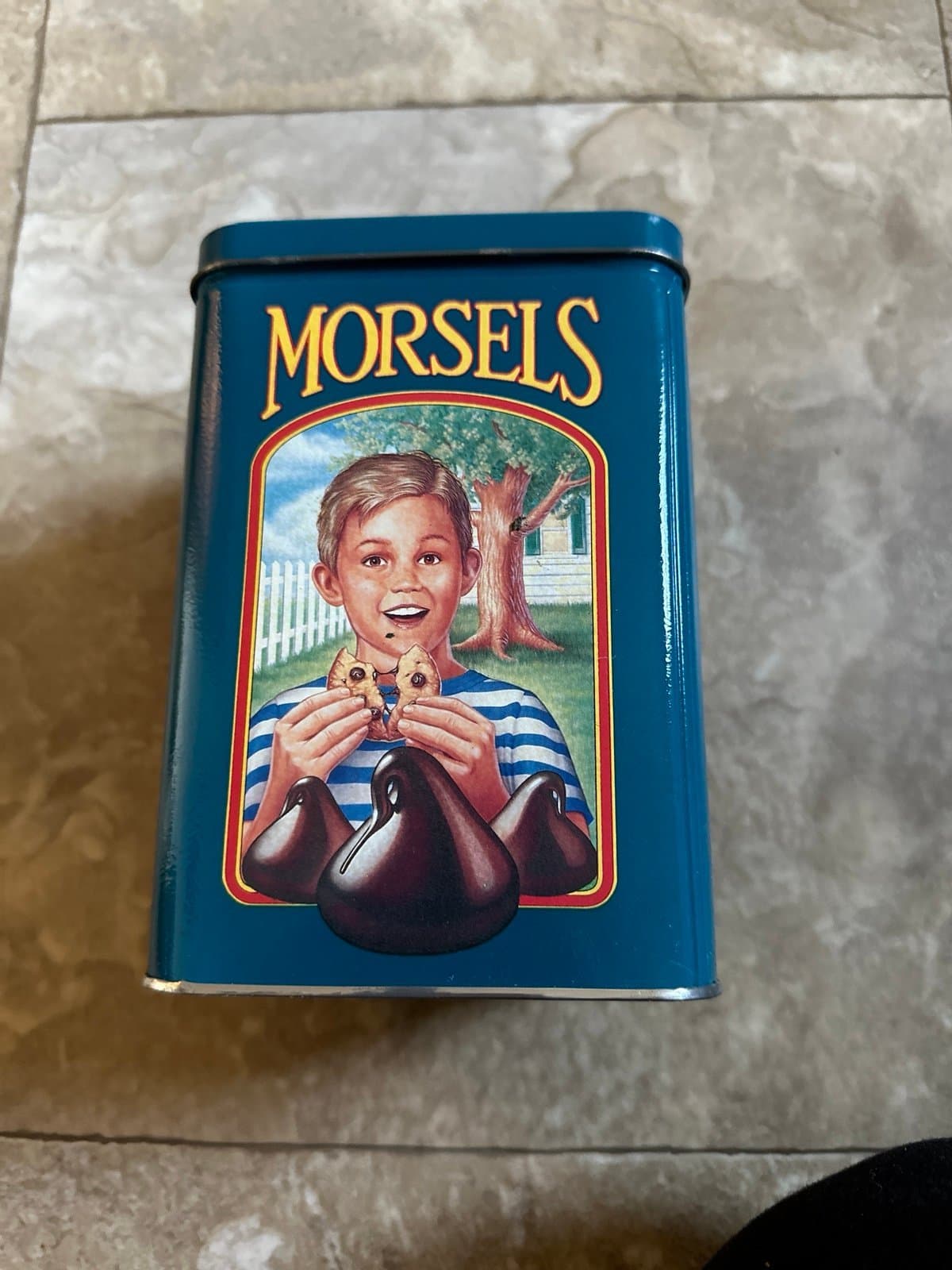 Vintage 1980’s Limited Edition Tin Can Box Nestle Toll House Morsels Cookie Jar - Thumbnail 3