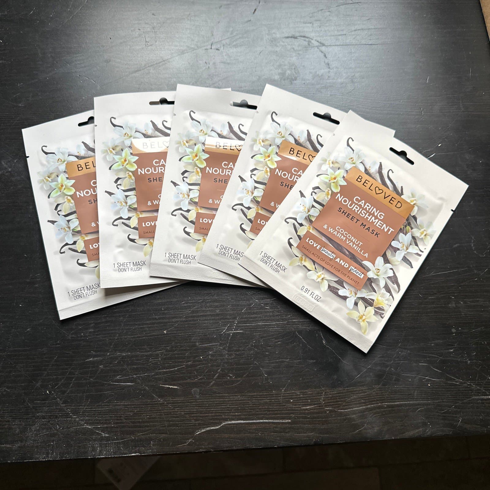 Love, Beauty, & Planet Coconut & Warm Vanilla Sheet Mask (5) NEW!!