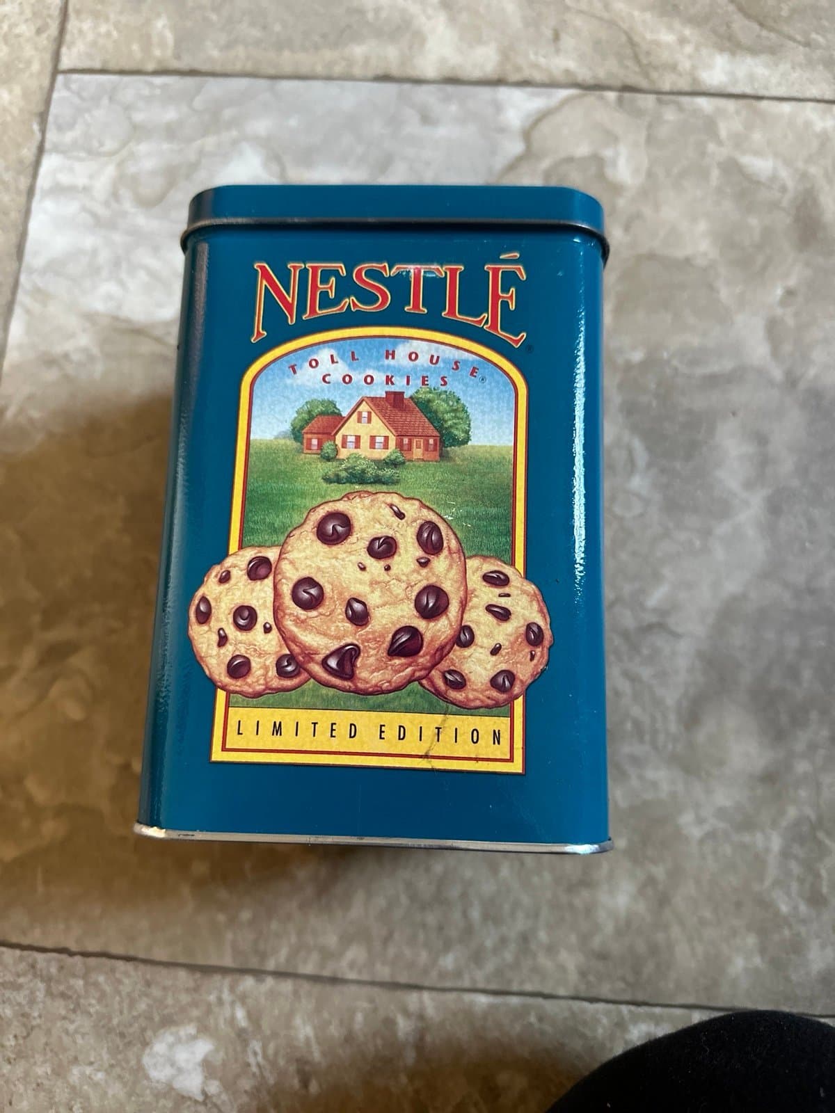 Vintage 1980’s Limited Edition Tin Can Box Nestle Toll House Morsels Cookie Jar - Thumbnail 2